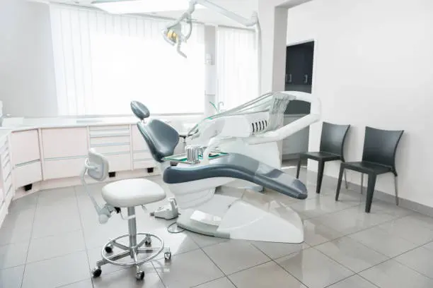 costo impianto dentale
